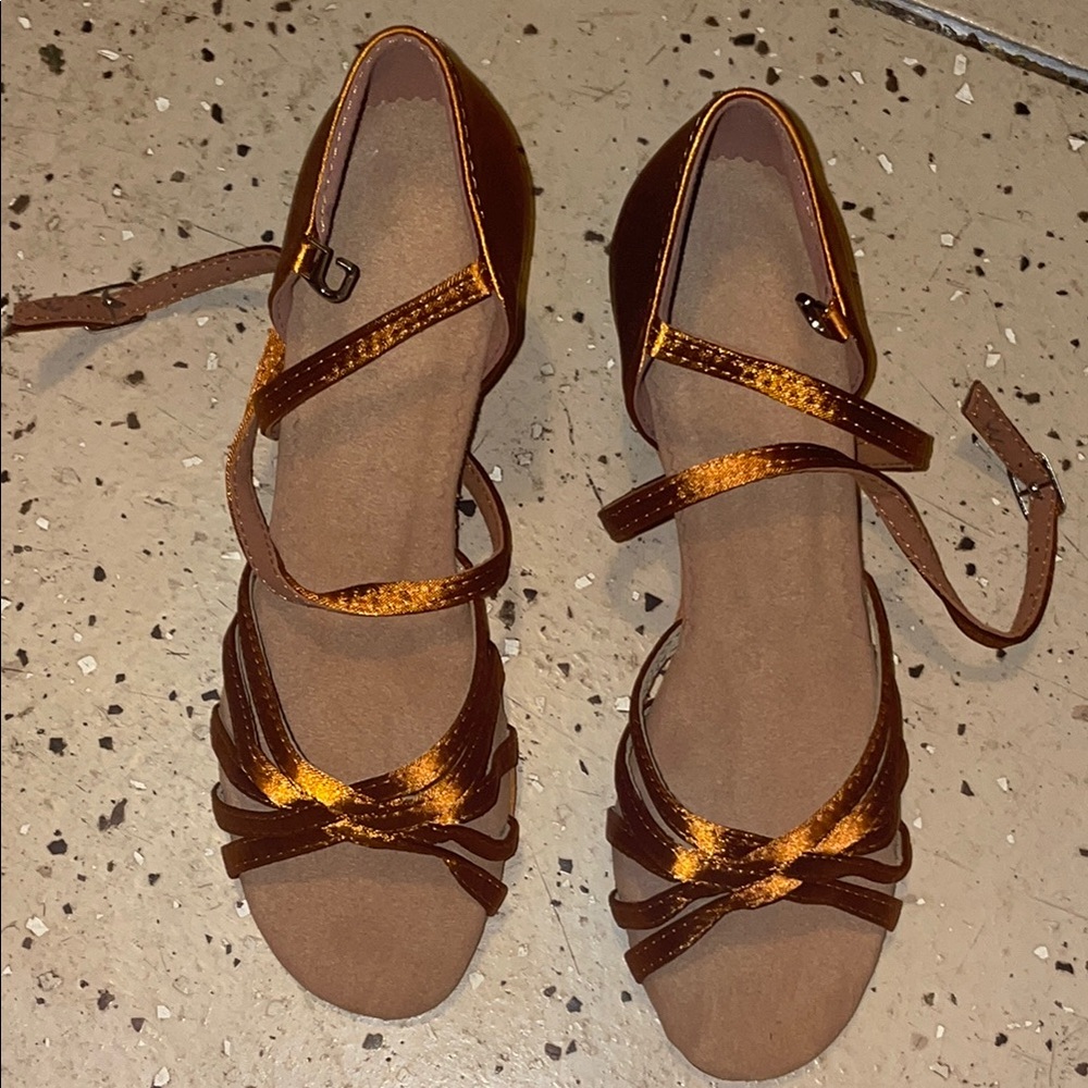 Elegant Brown Strappy Women's Sandals